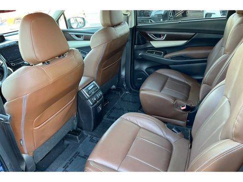 Used 2022 Subaru Ascent Touring image 14