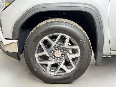 New 2026 GMC Sierra 1500 SLE w/ Preferred Package RWD image 19