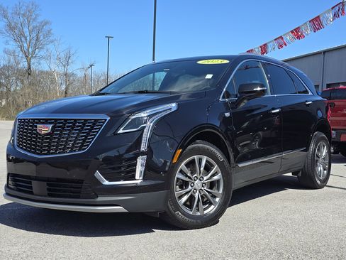 Used 2023 Cadillac XT5 Premium Luxury w/ Technology Package image 2