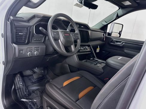 New 2026 GMC Sierra 2500 AT4 w/ AT4 Premium Plus Package AWD/4WD image 3