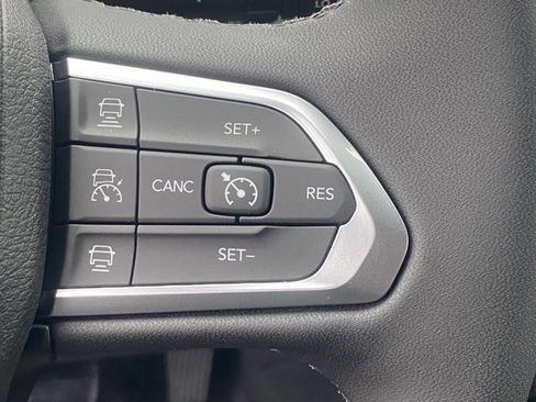 New 2026 Jeep Compass Limited image 18