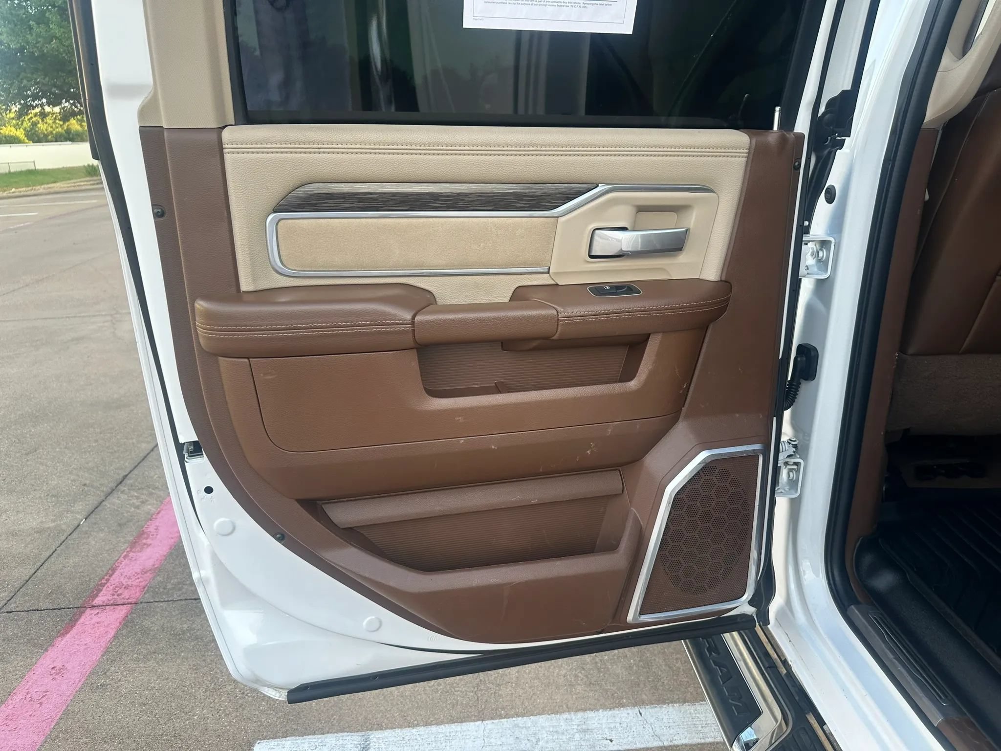 Used 2020 RAM 3500 Laramie AWD/4WD image 23