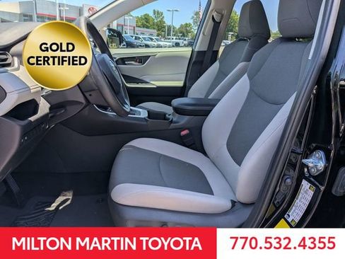 Certified 2025 Toyota RAV4 XLE w/ Convenience Package FWD image 7