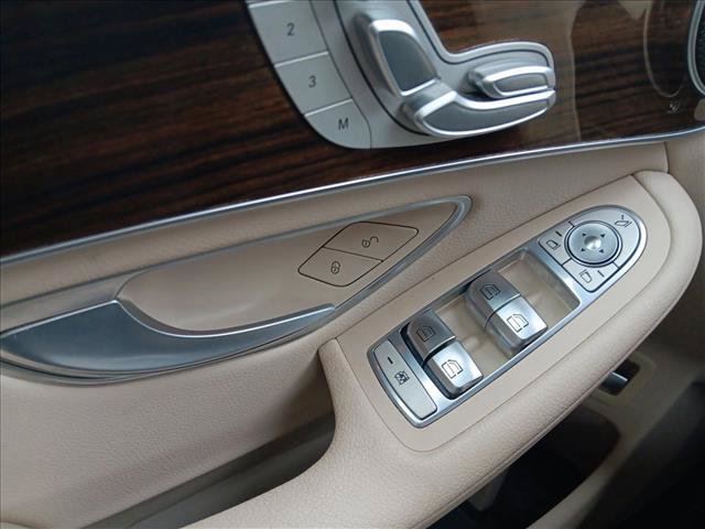 Used 2019 Mercedes-Benz GLC 300 image 23