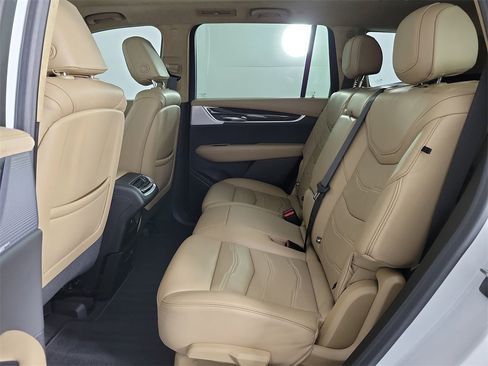 Certified 2023 Cadillac XT6 Premium Luxury w/ Platinum Package image 12