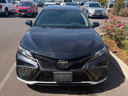 Used 2022 Toyota Camry XSE w/ Navigation Package FWD image 1