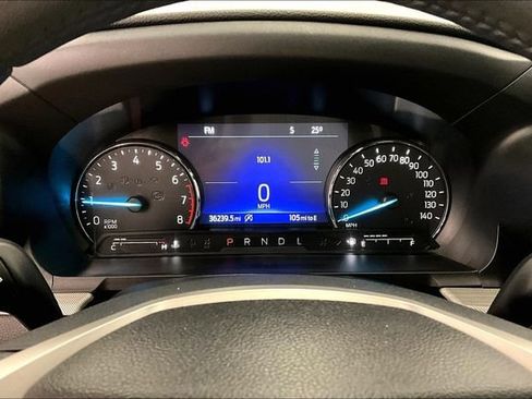 Used 2024 Ford Explorer XLT w/ XLT Sport Appearance Package AWD/4WD image 29