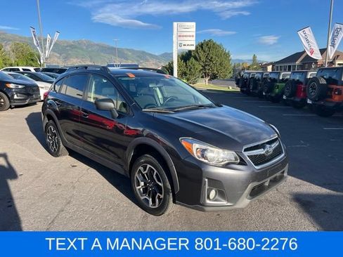 Used 2017 Subaru Crosstrek 2.0i AWD/4WD image 8