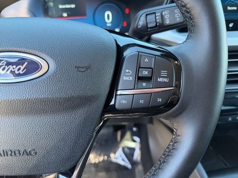 Used 2025 Ford Escape Platinum AWD/4WD image 16