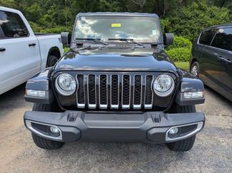 Used 2022 Jeep Gladiator Overland w/ Popular Equipment Package AWD/4WD video 2