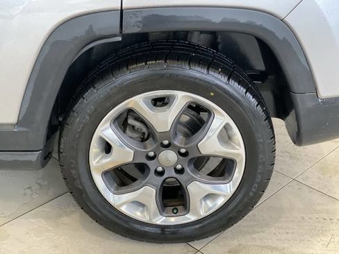 Used 2020 Jeep Compass Limited AWD/4WD image 13