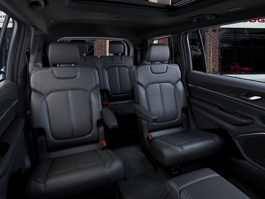 New 2026 Jeep Grand Cherokee L Limited w/ Limited Altitude Package RWD image 15