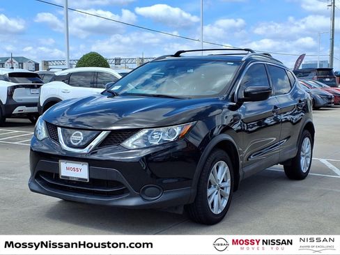 Used 2019 Nissan Rogue Sport SV FWD image 4