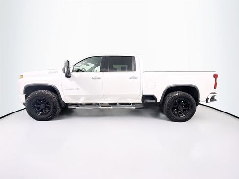 Used 2023 Chevrolet Silverado 2500 High Country AWD/4WD image 32