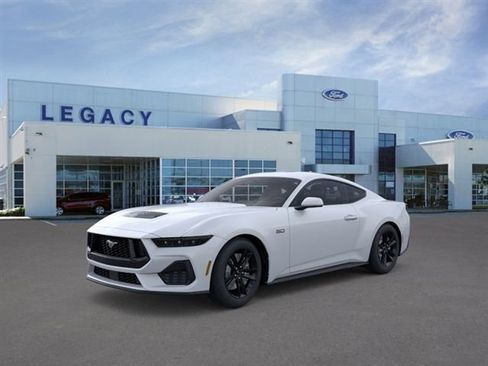 New 2026 Ford Mustang GT RWD image 1