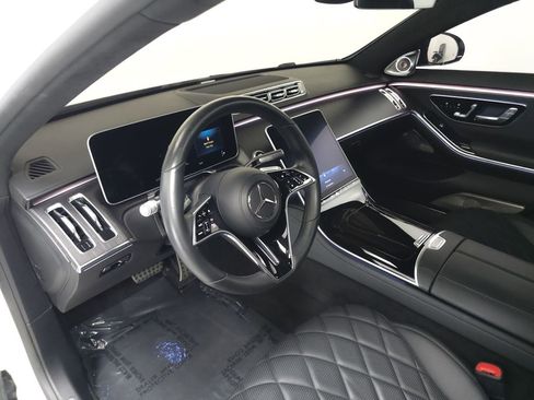 Used 2023 Mercedes-Benz S 580 4MATIC Sedan image 9