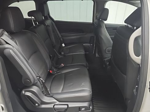 Used 2022 Honda Odyssey Touring image 18