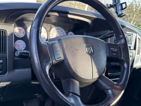 Used 2005 Dodge Ram 2500 Truck SLT w/ Quad Cab Big Horn Value Group image 18