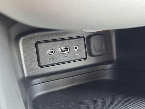 Used 2023 Chevrolet Equinox LS w/ LS Convenience Package image 33