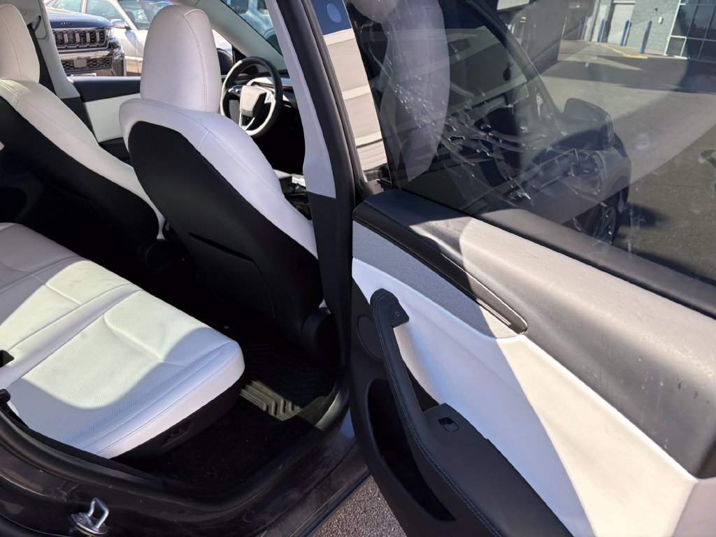 Used 2026 Tesla Model Y Long Range AWD/4WD image 28