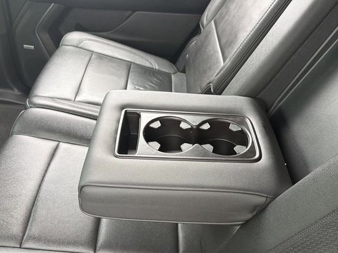 Used 2021 Chevrolet Tahoe Z71 AWD/4WD image 19