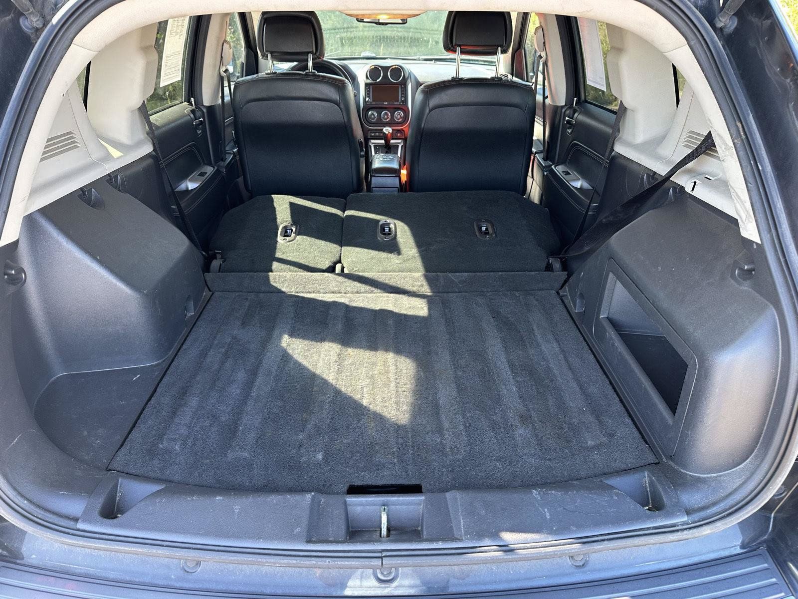 Used 2017 Jeep Compass High Altitude FWD image 14