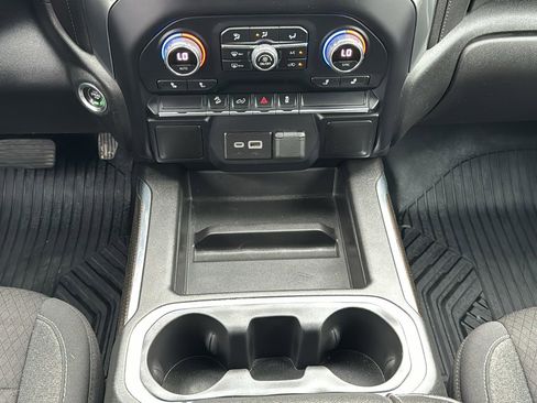 Used 2021 Chevrolet Silverado 1500 LT Trail Boss w/ Bed Protection Package image 33