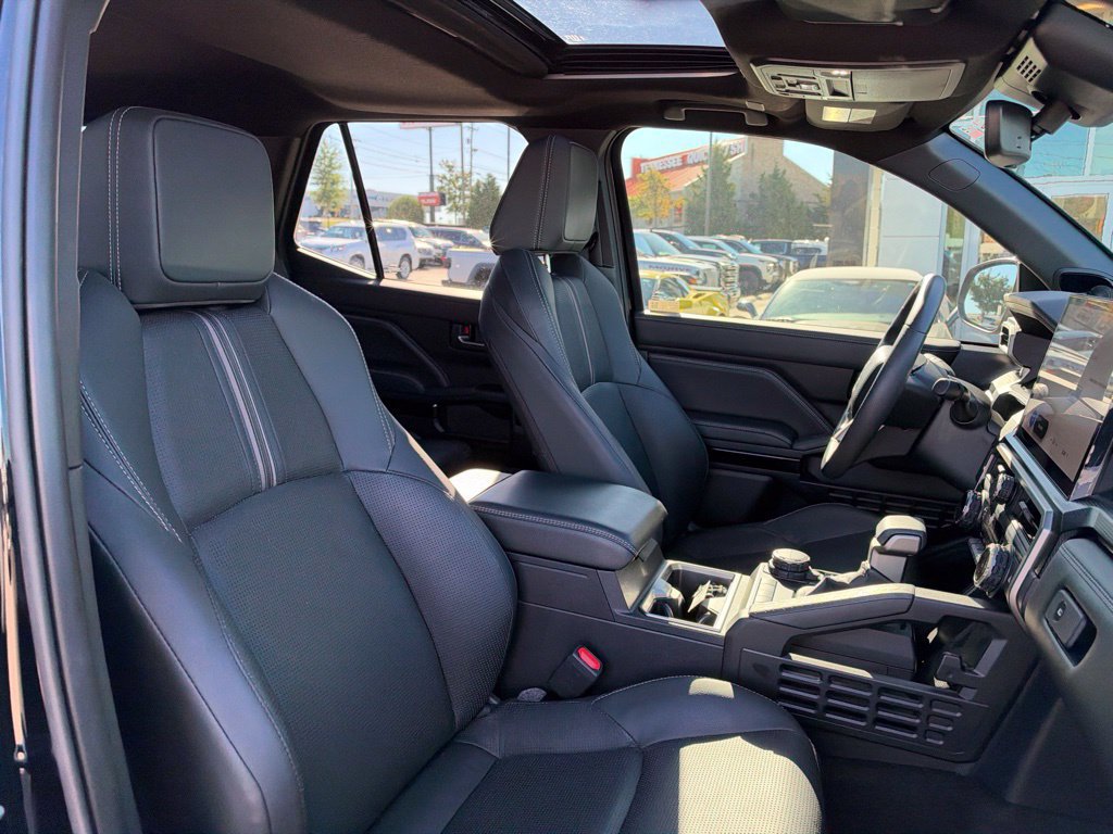 Used 2026 Toyota 4Runner 4WD image 18