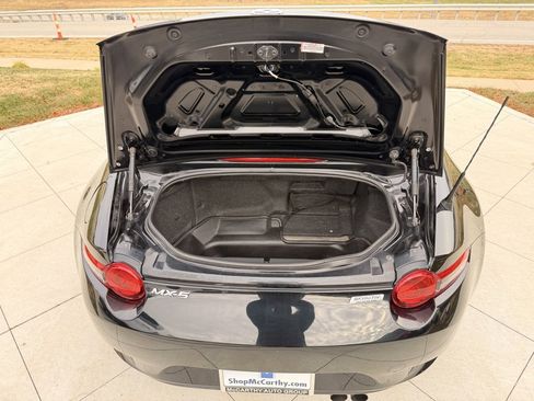 Used 2016 MAZDA MX-5 Miata Grand Touring image 25