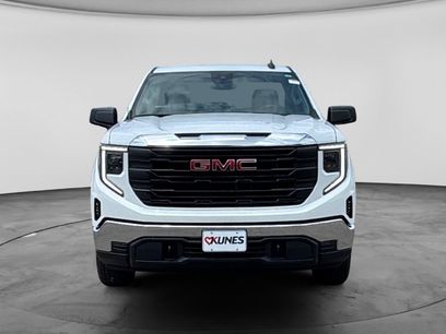 Used 2026 GMC Sierra 1500 Pro w/ Pro Value Package