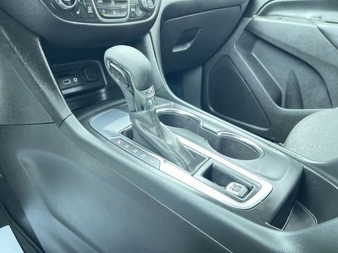 Certified 2024 Chevrolet Equinox LT image 16