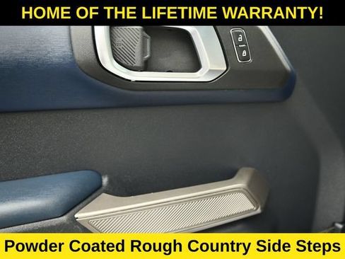 Used 2023 Ford Bronco Outer Banks AWD/4WD image 13