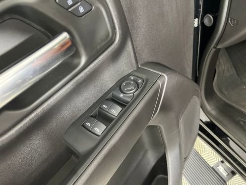 Used 2024 Chevrolet Silverado 1500 Custom Trail Boss AWD/4WD image 11