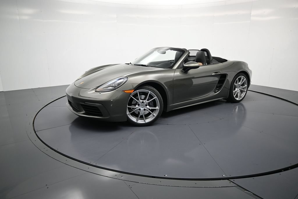 Used 2021 Porsche 718 Boxster RWD image 1