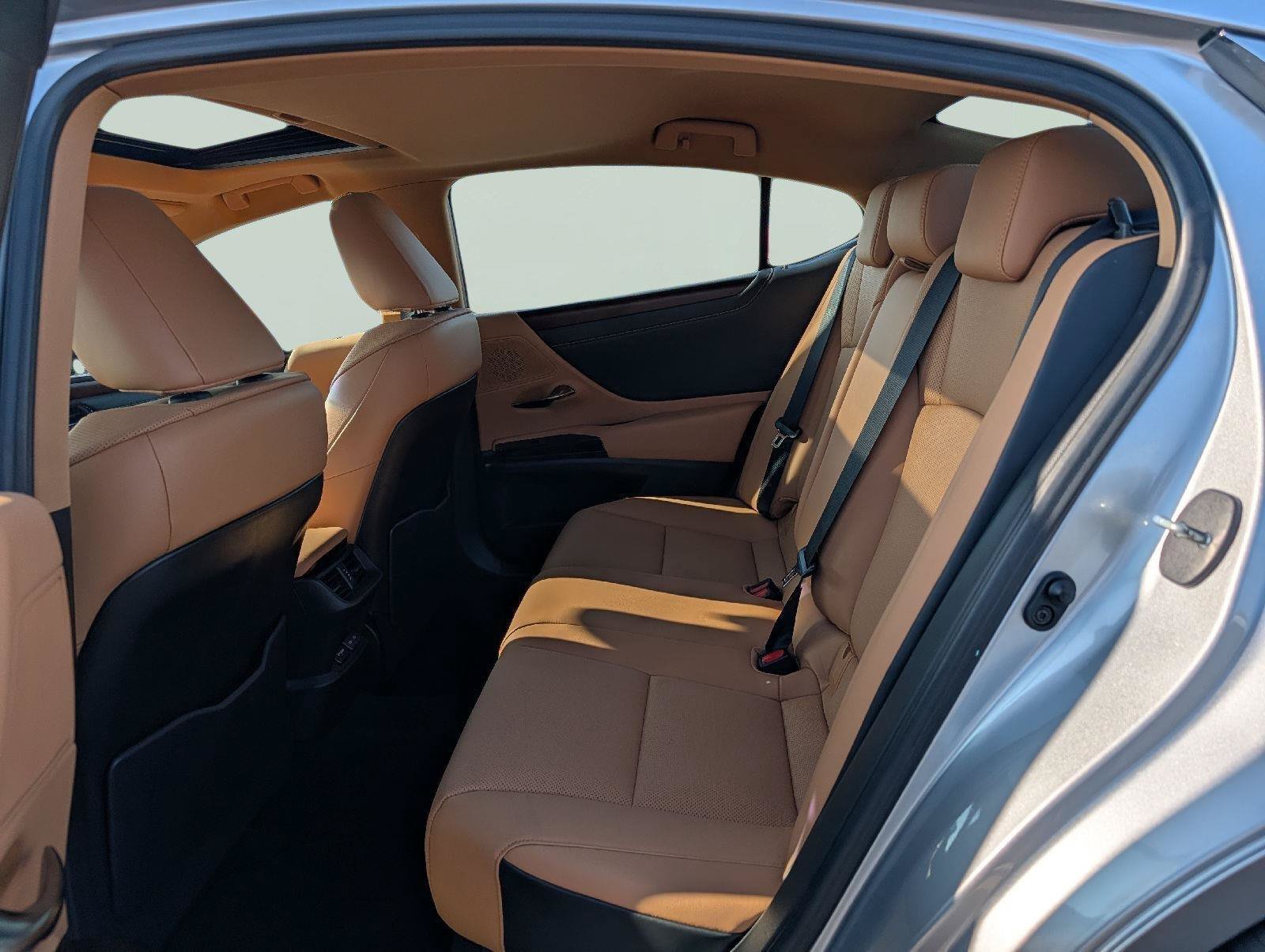 Certified 2023 Lexus ES 350 w/ Premium Package FWD image 19