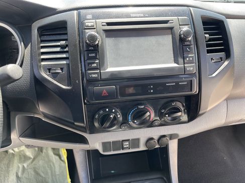 Used 2013 Toyota Tacoma PreRunner w/ Convenience Pkg RWD image 21