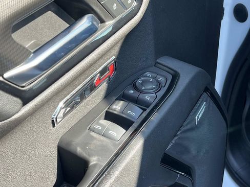 Used 2023 GMC Sierra 1500 AT4 w/ AT4 Premium Package AWD/4WD image 22