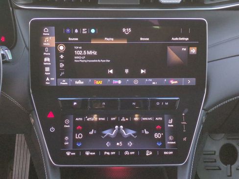 New 2025 Maserati Grecale GT image 17