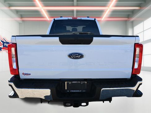 Used 2025 Ford F250 XLT image 26