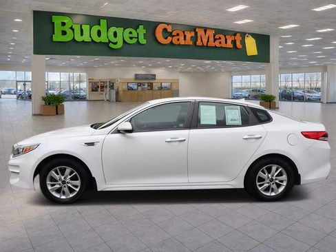 Used 2017 Kia Optima LX FWD image 3