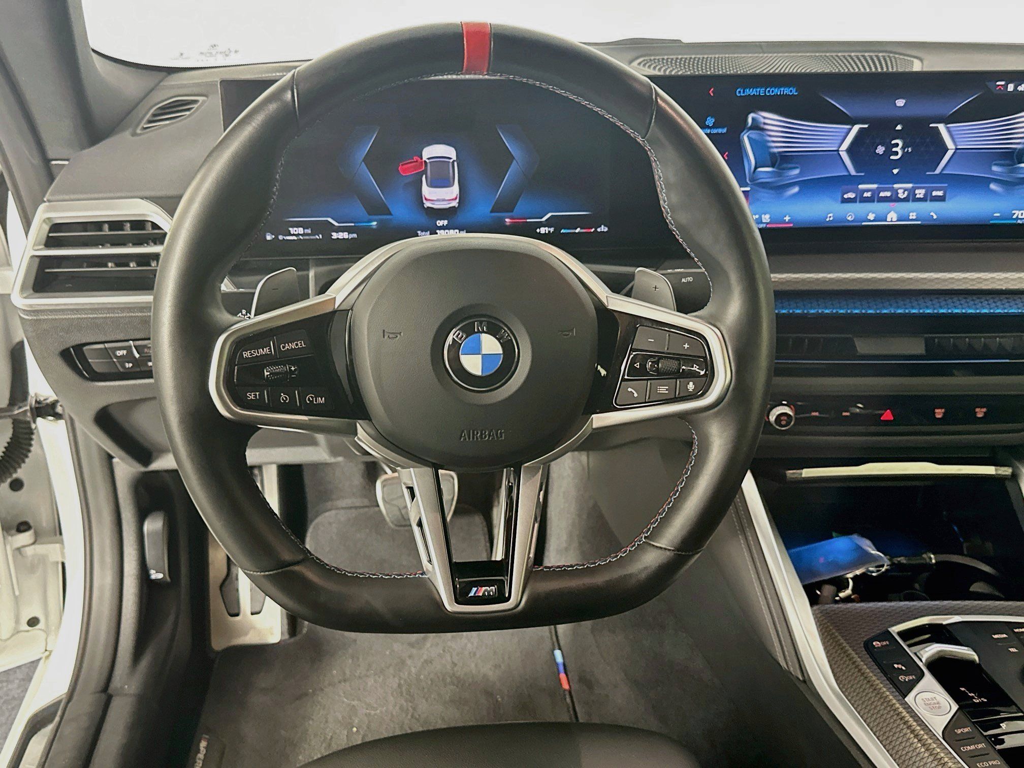 Used 2025 BMW M440i Convertible RWD image 18