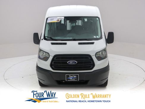 Used 2017 Ford Transit 150 XL RWD image 10