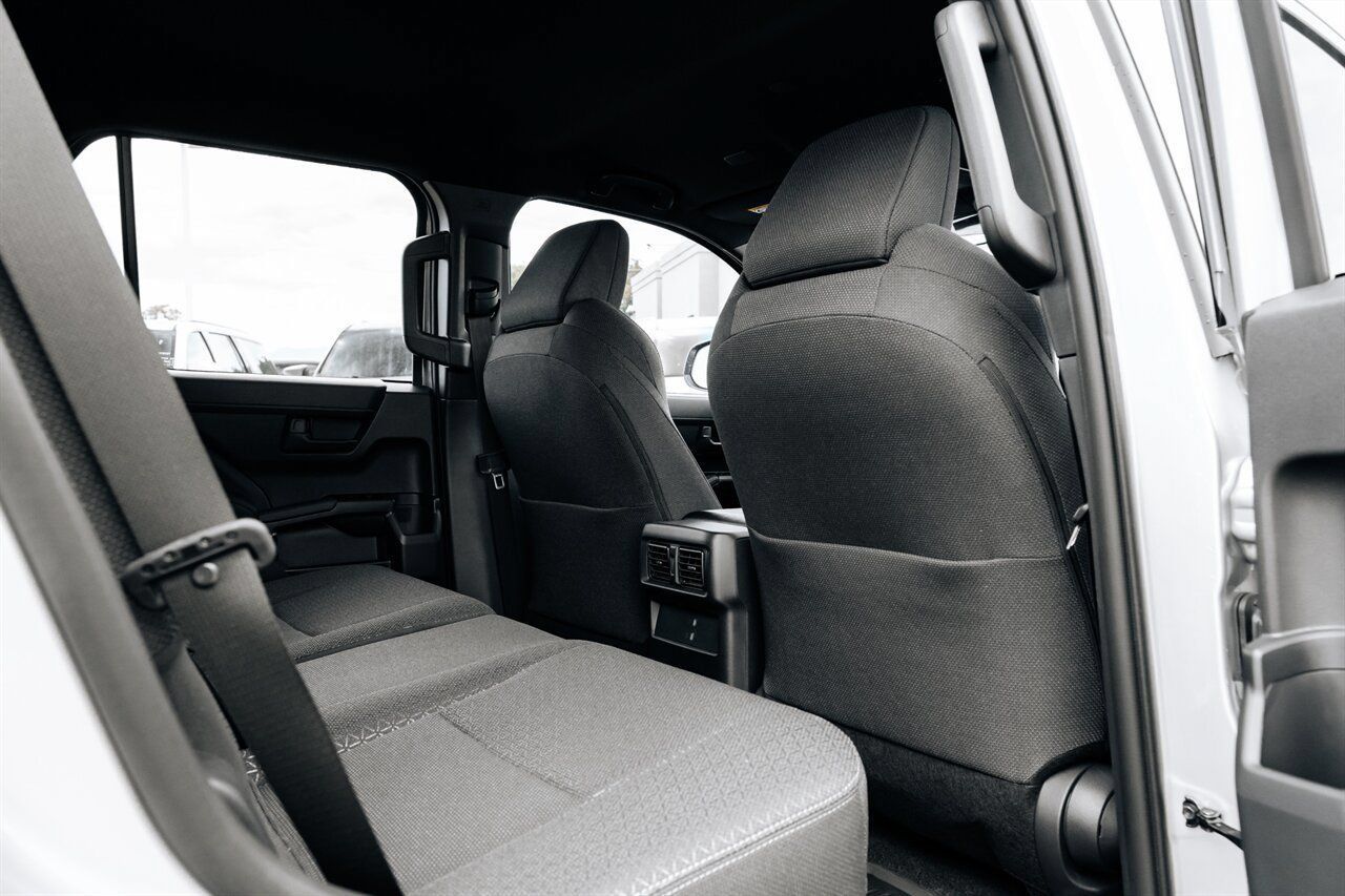 Used 2026 Toyota 4Runner SR5 AWD/4WD image 49