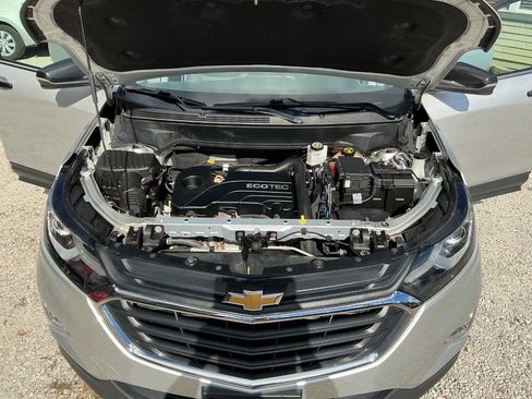 Used 2019 Chevrolet Equinox LT image 9