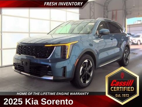 Used 2025 Kia Sorento EX w/ EX Panoramic Sunroof Package AWD/4WD image 1