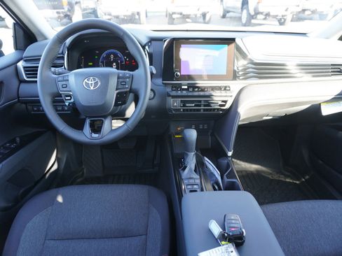 New 2026 Toyota Camry LE image 2