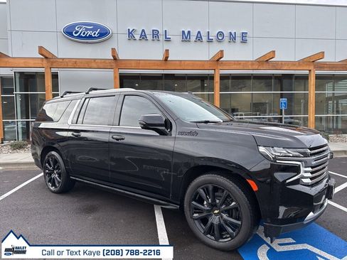 Used 2024 Chevrolet Suburban High Country w/ Advanced Technology Package image 1