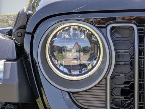 New 2026 Jeep Wrangler Unlimited Rubicon AWD/4WD image 9