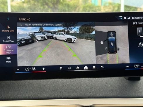 Used 2026 BMW iX xDrive45 image 29