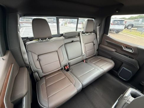 Used 2023 GMC Sierra 1500 Denali w/ Denali Carbonpro Edition AWD/4WD image 43